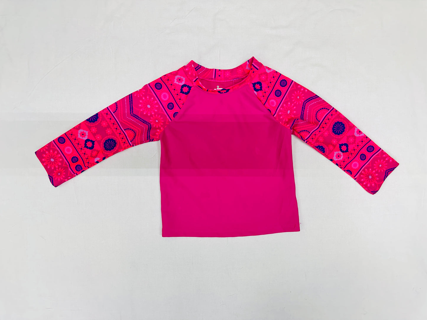 Camisa acuática de niña