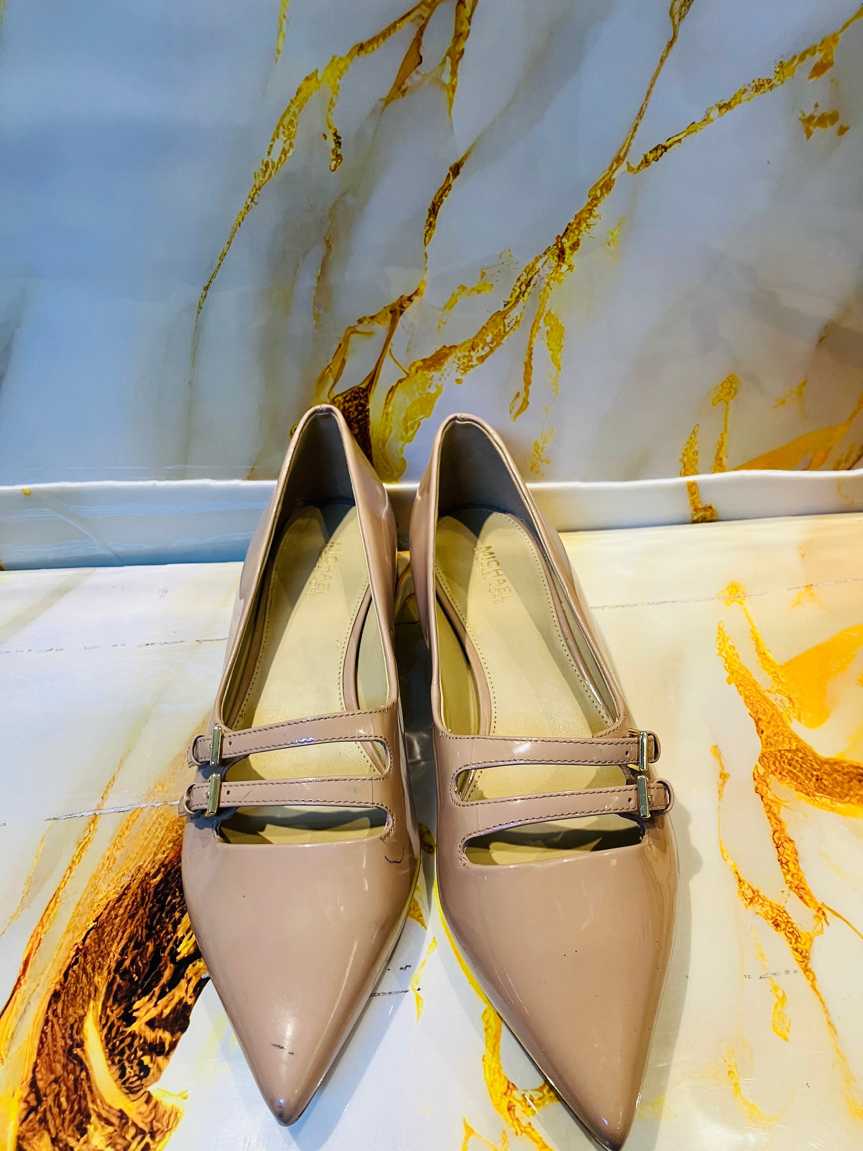Zapatilla de Dama